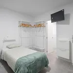 Coliving Mol-terrace, En-suite Bathroom, Fridge & Tv