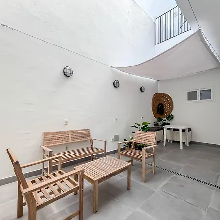 Mol-terrace, En-suite Bathroom, Fridge & Tv Guest house Las Palmas de Gran Canaria