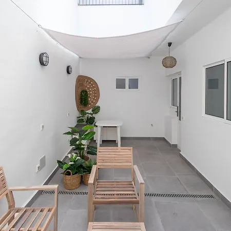 Mol-terrace, En-suite Bathroom, Fridge & Tv Guest house Las Palmas de Gran Canaria