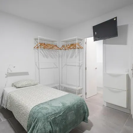 Coliving Mol-terrace, En-suite Bathroom, Fridge & Tv
