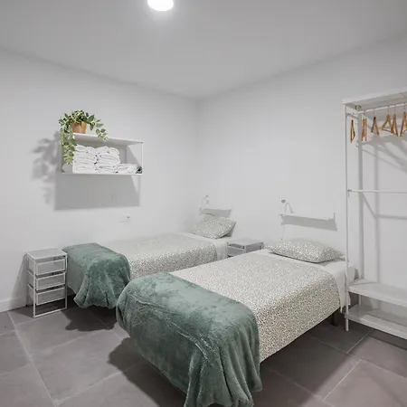 Coliving Mol-terrace, En-suite Bathroom, Fridge & Tv Las Palmas de Gran Canárias