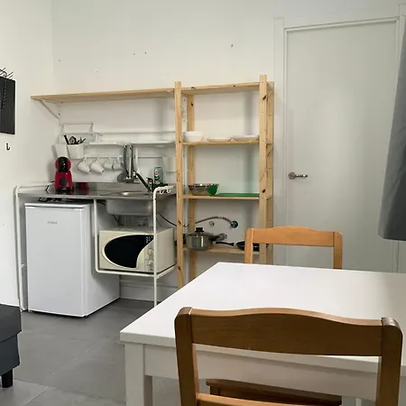 Mol-terrace, En-suite Bathroom, Fridge & Tv