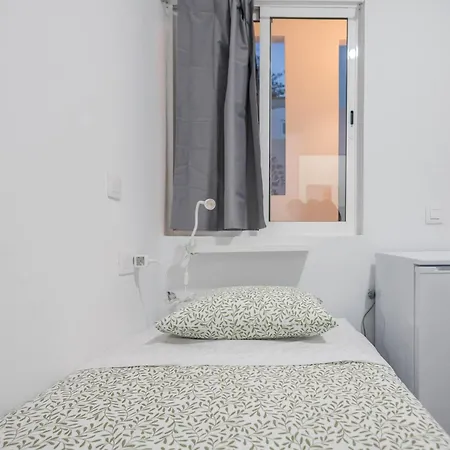 Mol-terrace, En-suite Bathroom, Fridge & Tv Guest house Las Palmas de Gran Canaria