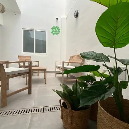 Mol-terrace, En-suite Bathroom, Fridge & Tv 3*