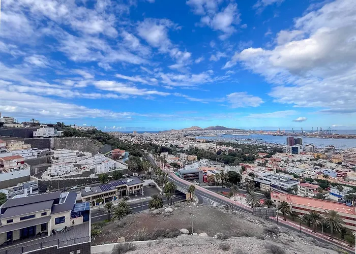 Πανσιόν Coliving Mol-terrace, En-suite Bathroom, Fridge & Tv