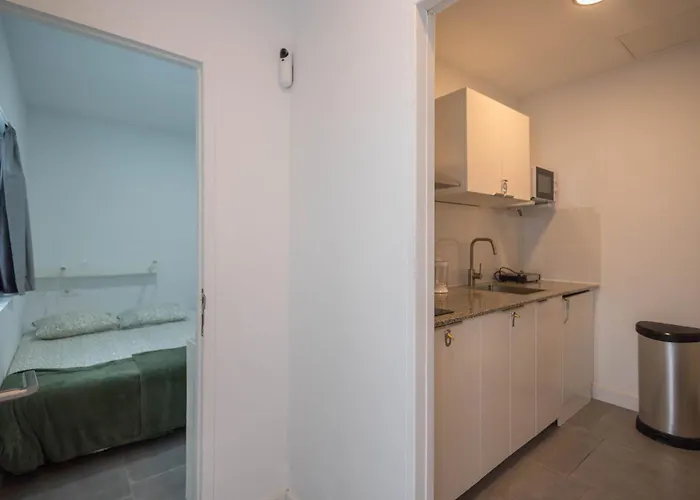 Coliving Mol-terrace, En-suite Bathroom, Fridge & Tv 3*