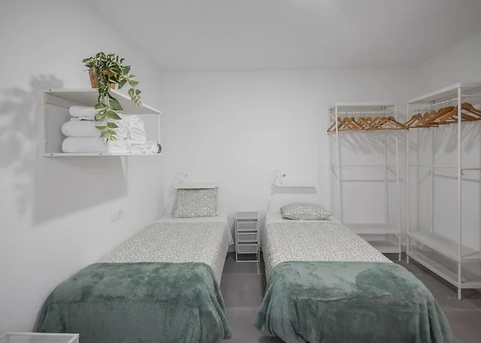 ゲストハウス Coliving Mol-terrace, En-suite Bathroom, Fridge & Tv ラスパルマス・デ・グランカナリア