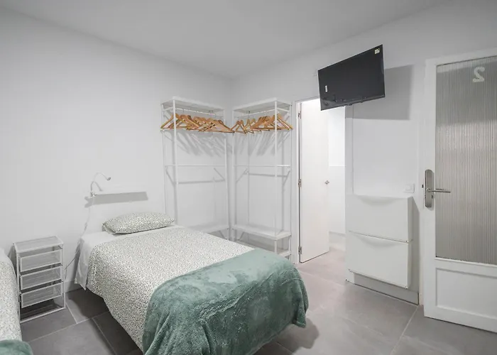 Coliving Mol-terrace, En-suite Bathroom, Fridge & Tv