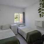Casa de hóspedes Coliving Mol-terrace, En-suite Bathroom, Fridge & Tv 3*